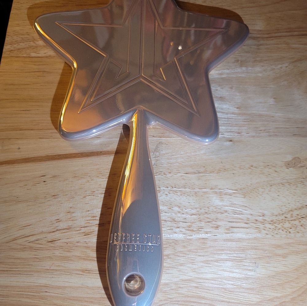 Jeffree star mirror